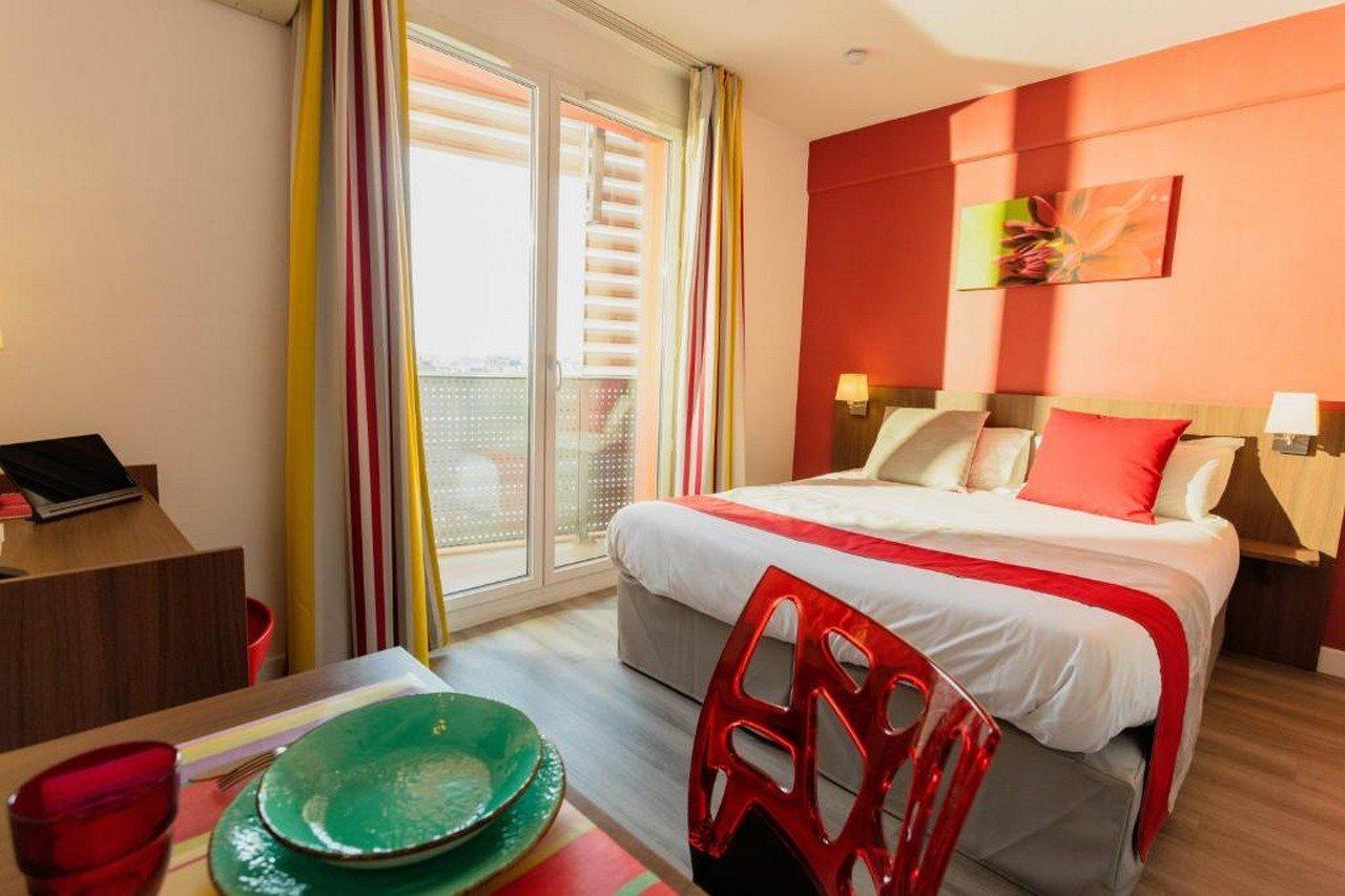 Appart-hotel & Golf Centre 3*