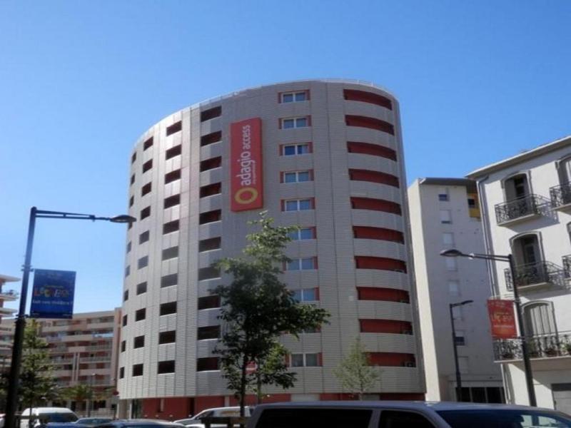Appart-hotel & Golf Centre Apartahotel 3*